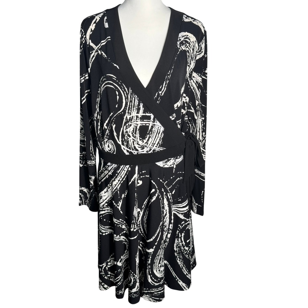 LANE BRYANT NWT Women's 18/20 Black White Abstract‎ Print Wrap Midi Dress